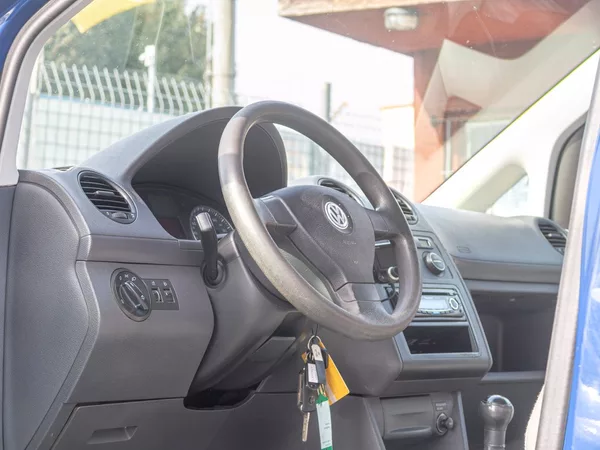 Volkswagen Caddy ČR 1.9TDI 55KW – PO ROZVODECH - foto 10