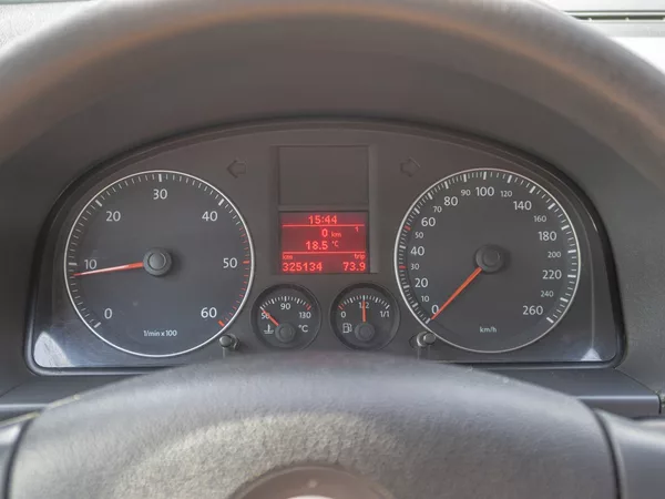 Volkswagen Caddy ČR 1.9TDI 55KW – PO ROZVODECH - foto 16