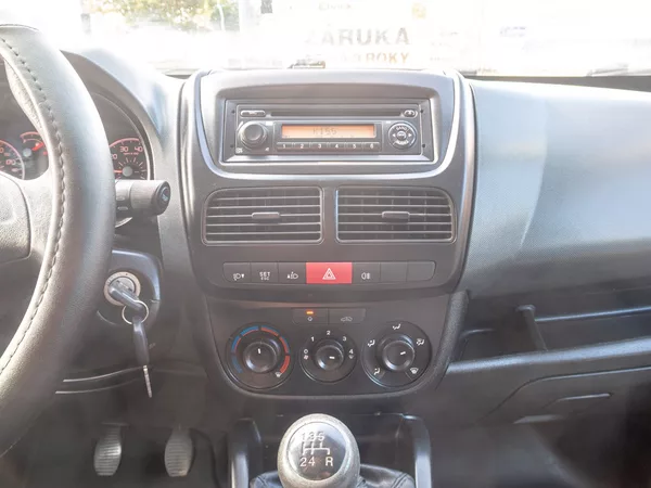 Fiat Dobló 1.4i 70KW – KLIMA - foto 16