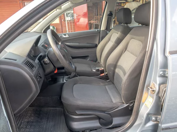 Škoda Fabia 1.4i 55KW – 165tkm - foto 13