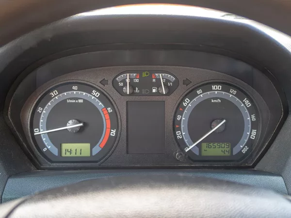 Škoda Fabia 1.4i 55KW – 165tkm - foto 16