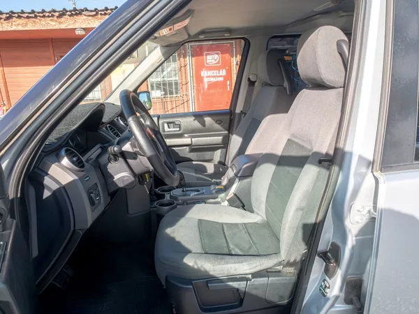 Land Rover Discovery 2.7D 140KW – PO SERVISU - foto 14