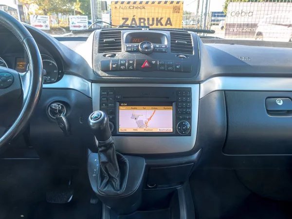 Mercedes-Benz Viano 3.0CDI 165KW NAVI – 8 SEDADEL - foto 23
