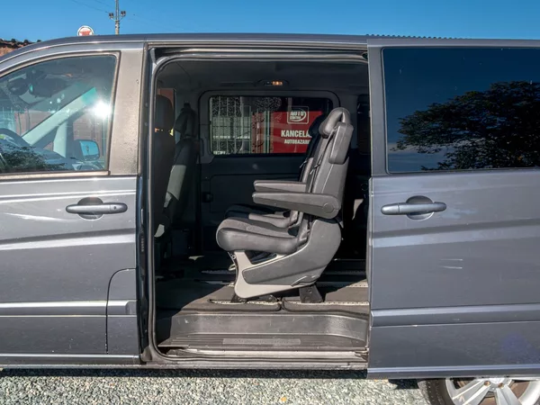 Mercedes-Benz Viano 3.0CDI 165KW NAVI – 8 SEDADEL - foto 29