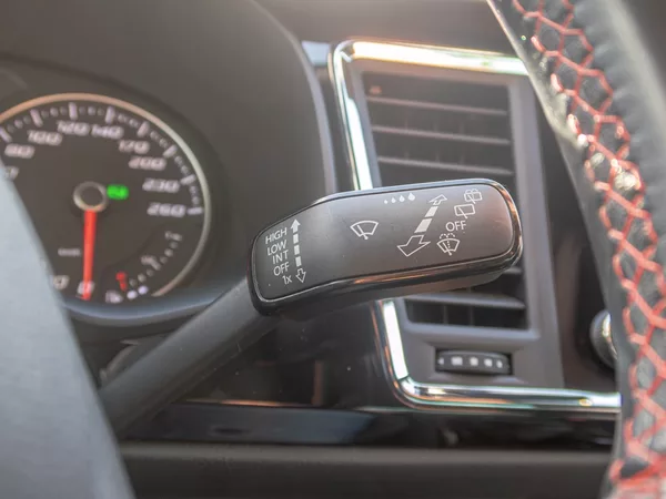 Seat Ateca 2.0D - VELKÝ SERVIS - foto 24
