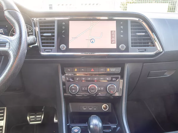 Seat Ateca 2.0D - VELKÝ SERVIS - foto 27