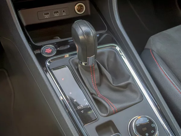 Seat Ateca 2.0D - VELKÝ SERVIS - foto 33