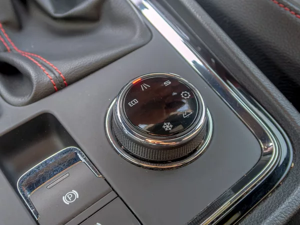 Seat Ateca 2.0D - VELKÝ SERVIS - foto 35