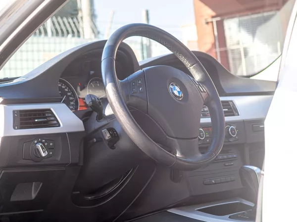 BMW Řada 3 325i 160KW mat HK – NAVIGACE - foto 14