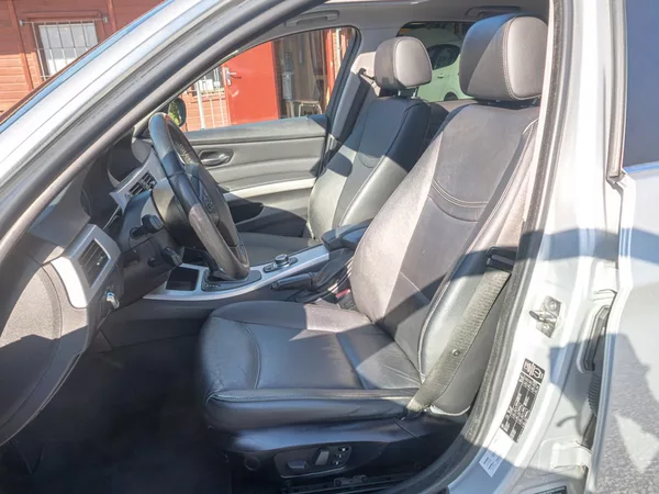 BMW Řada 3 325i 160KW mat HK – NAVIGACE - foto 17