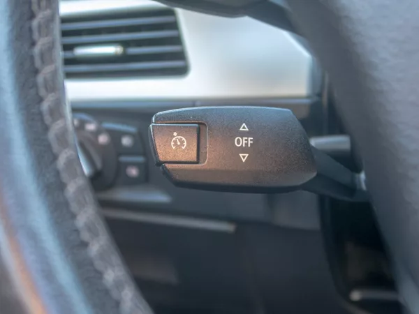 BMW Řada 3 325i 160KW mat HK – NAVIGACE - foto 23
