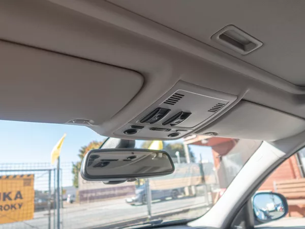 BMW Řada 3 325i 160KW mat HK – NAVIGACE - foto 31