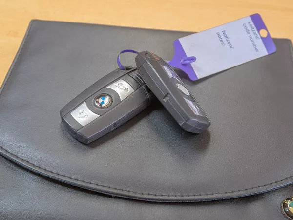 BMW Řada 3 325i 160KW mat HK – NAVIGACE - foto 52