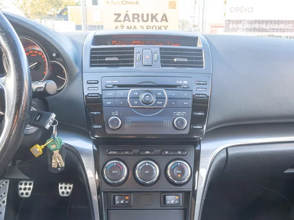 Mazda 6 2.2D 120KW – TAŽNÝ - foto 21