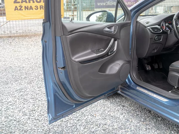 Opel Astra 1.0T 77KW – PO SERVISU - foto 12