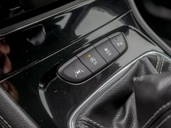 Opel Astra 1.0T 77KW – PO SERVISU - foto 22