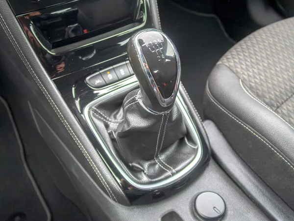 Opel Astra 1.0T 77KW – PO SERVISU - foto 24