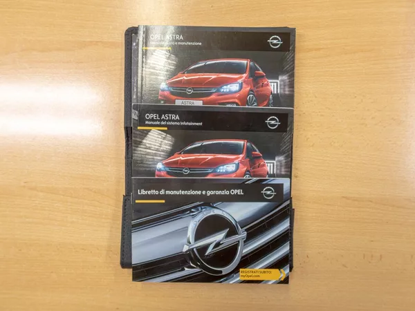 Opel Astra 1.0T 77KW – PO SERVISU - foto 40
