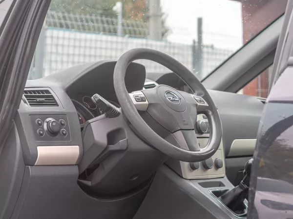 Opel Zafira 1.9D 88KW - 7 sedadel - foto 10