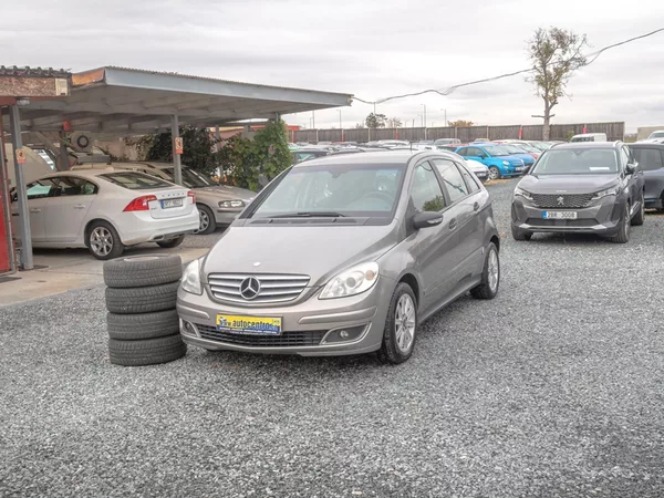 Mercedes-Benz Třídy B 200 100KW – 2x KOLA