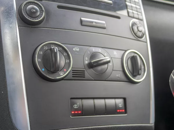 Mercedes-Benz Třídy B 200 100KW – 2x KOLA - foto 18