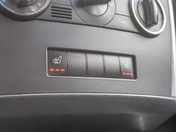 Mercedes-Benz Třídy B 200 100KW – 2x KOLA - foto 19