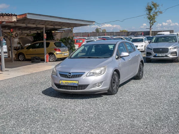 Opel Astra ČR 1.6i 16V – 1 majitelka
