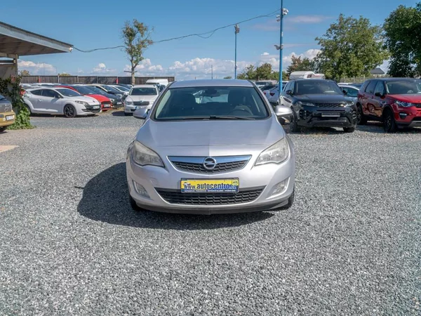 Opel Astra ČR 1.6i 16V – 1 majitelka - foto 2