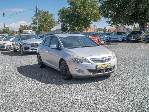 Opel Astra ČR 1.6i 16V – 1 majitelka - foto 3