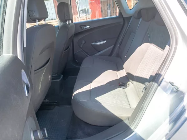 Opel Astra ČR 1.6i 16V – 1 majitelka - foto 30