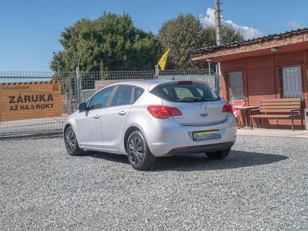 Opel Astra ČR 1.6i 16V – 1 majitelka - foto 7