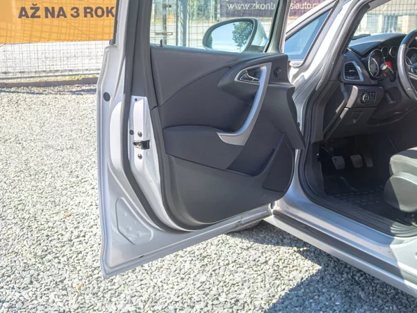 Opel Astra ČR 1.6i 16V – 1 majitelka - foto 9