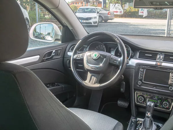 Škoda Superb 2.0TDI 125KW DSG NAVI - foto 14
