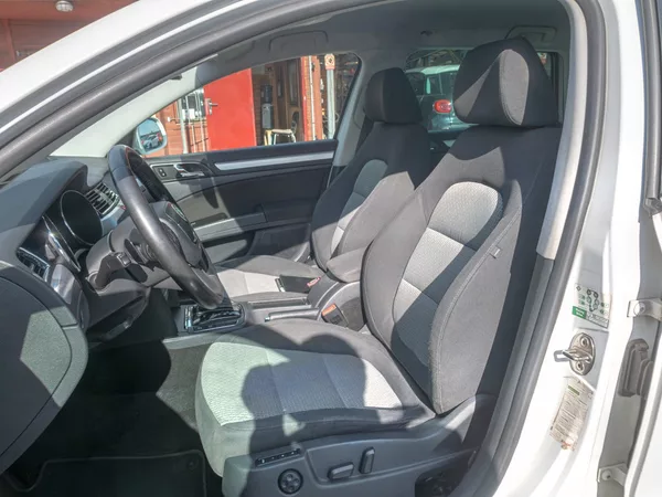 Škoda Superb 2.0TDI 125KW DSG NAVI - foto 15