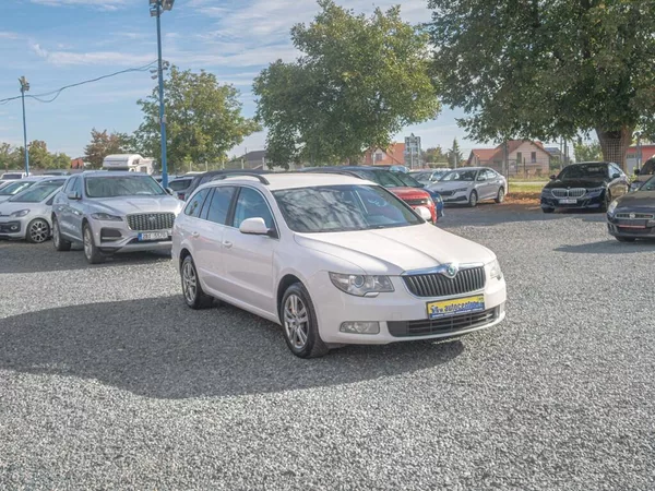 Škoda Superb 2.0TDI 125KW DSG NAVI - foto 3