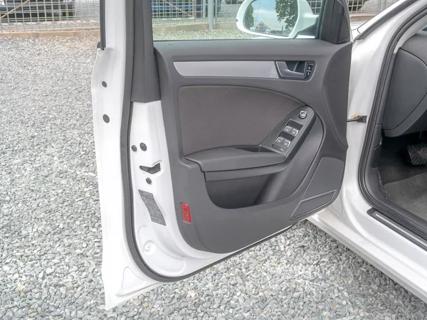 Audi A4 FL 3.0TDI mat – NAVI - foto 10