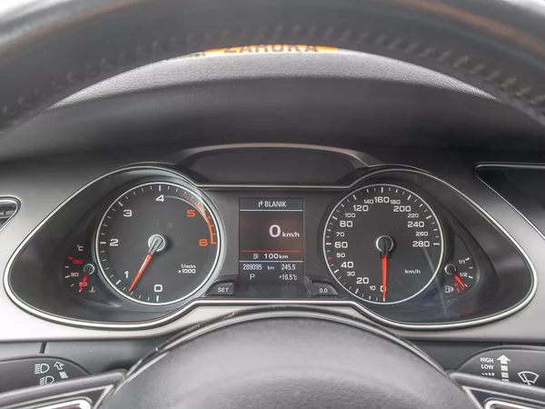 Audi A4 FL 3.0TDI mat – NAVI - foto 23