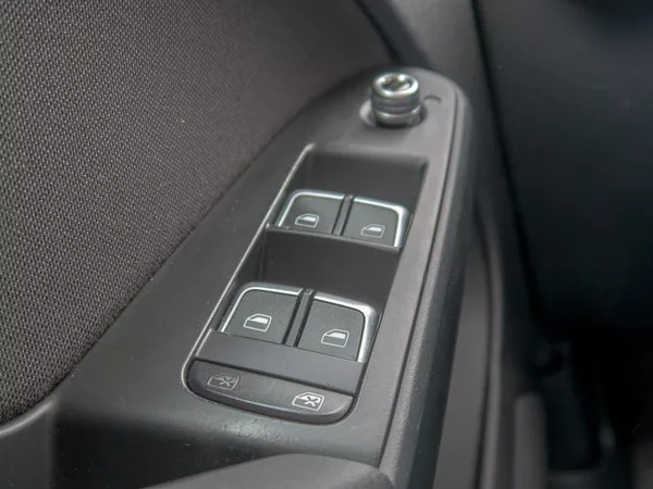Audi A4 FL 3.0TDI mat – NAVI - foto 32