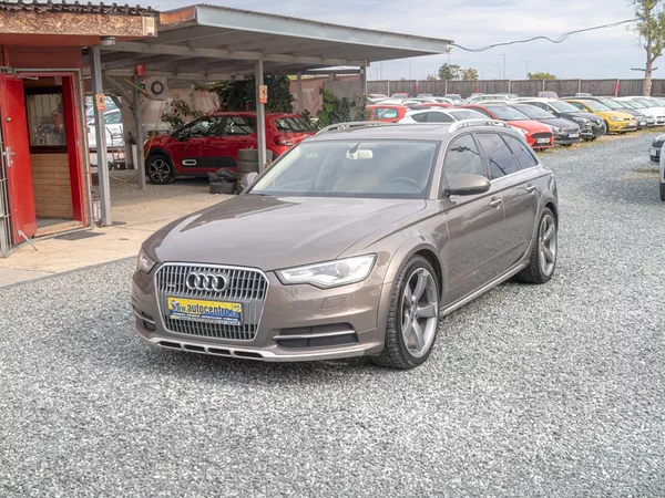 Audi A6 Allroad 3.0TDI 180KW – VÝBAVA