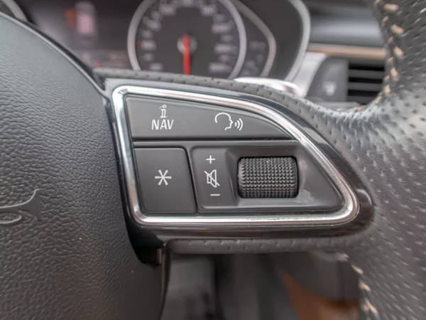 Audi A6 Allroad 3.0TDI 180KW – VÝBAVA - foto 21