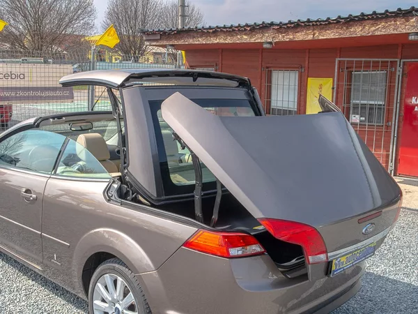 Ford Focus 2.0TDCI CC – TITANIUM - foto 11