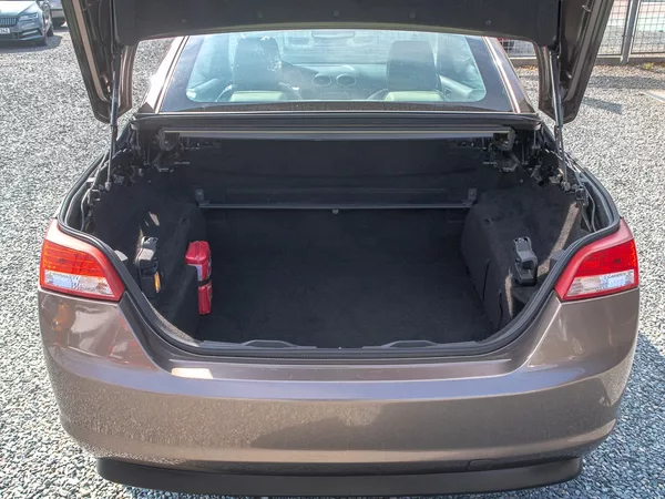Ford Focus 2.0TDCI CC – TITANIUM - foto 39