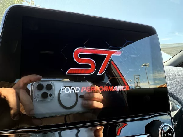 Ford Fiesta ČR 1.0T 92KW – ST PERFORMANCE - foto 2