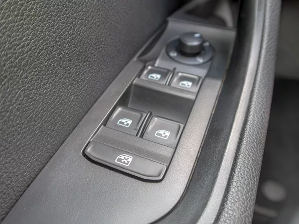 Škoda Superb ČR 2.0TDI 110KW DSG – NAVI - foto 28