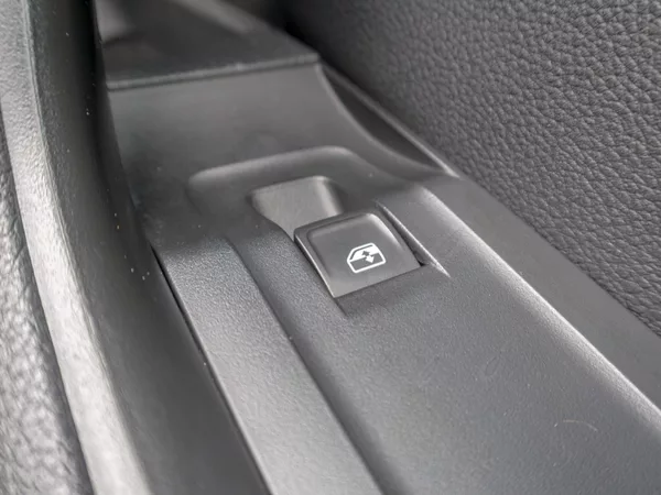 Škoda Superb ČR 2.0TDI 110KW DSG – NAVI - foto 29