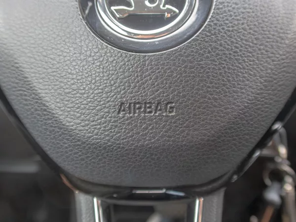 Škoda Superb ČR 2.0TDI 110KW DSG – NAVI - foto 30