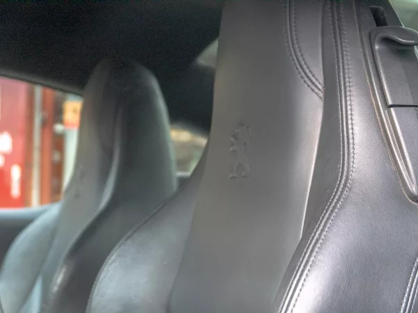 Peugeot RCZ 1.6T 115KW – NAVIGACE - foto 17