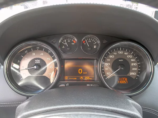 Peugeot RCZ 1.6T 115KW – NAVIGACE - foto 22