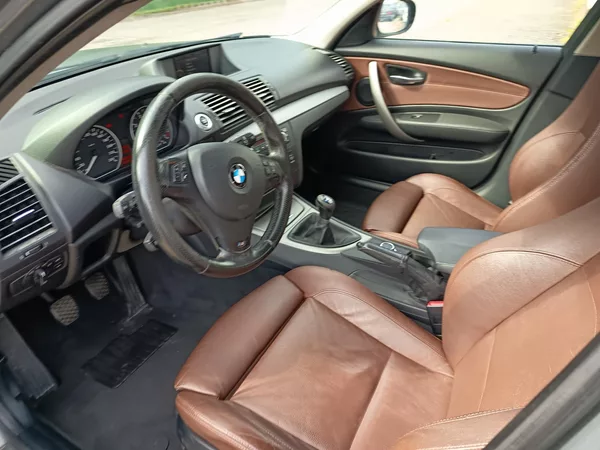 BMW Řada 1 2.0i 105kw - foto 28