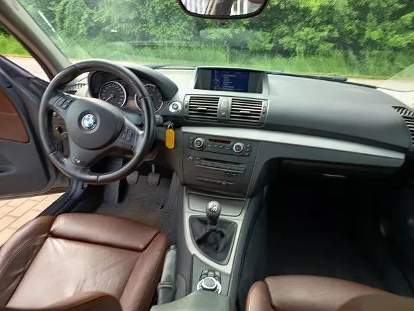BMW Řada 1 2.0i 105kw - foto 36